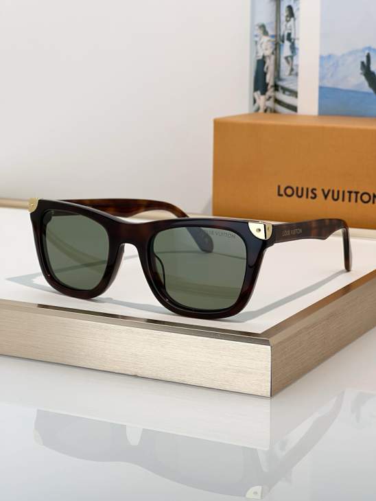 Picture of Louis Vuitton Sunglasses _SKUfw81854229fw